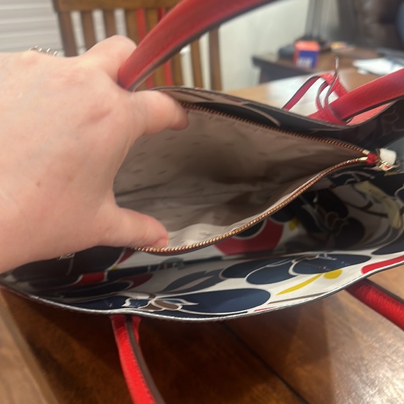 Red Kate Spade bag. Great condition! - Picture 9 of 16